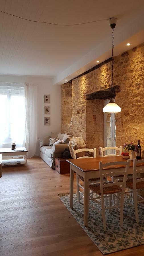 Apartament Le Rousseau Sarlat Zewnętrze zdjęcie